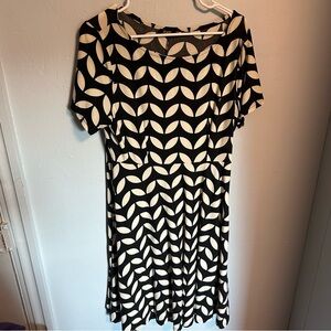 R&B Collection Black and White dress L